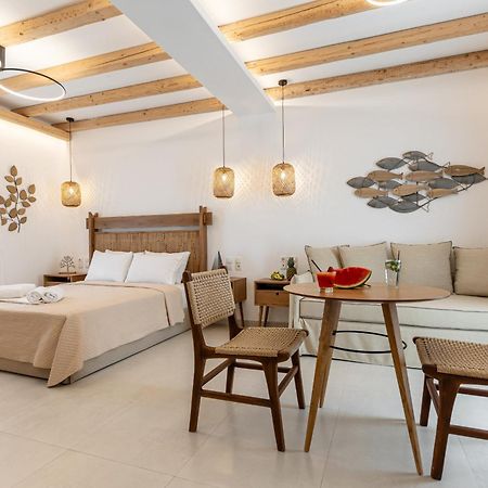 Birikos Hotel & Suites Agios Prokopios  Ngoại thất bức ảnh