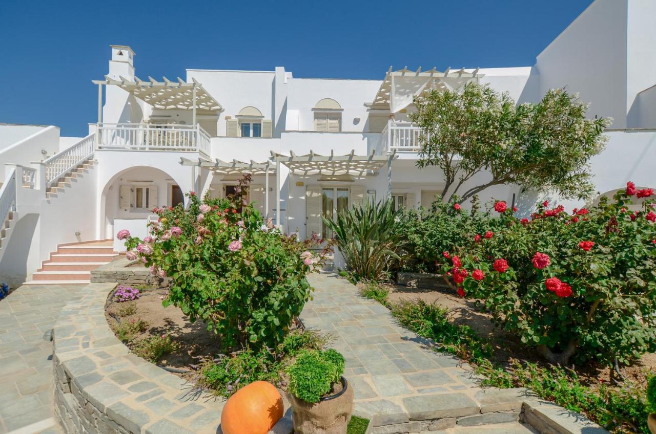Birikos Hotel & Suites Agios Prokopios  Ngoại thất bức ảnh