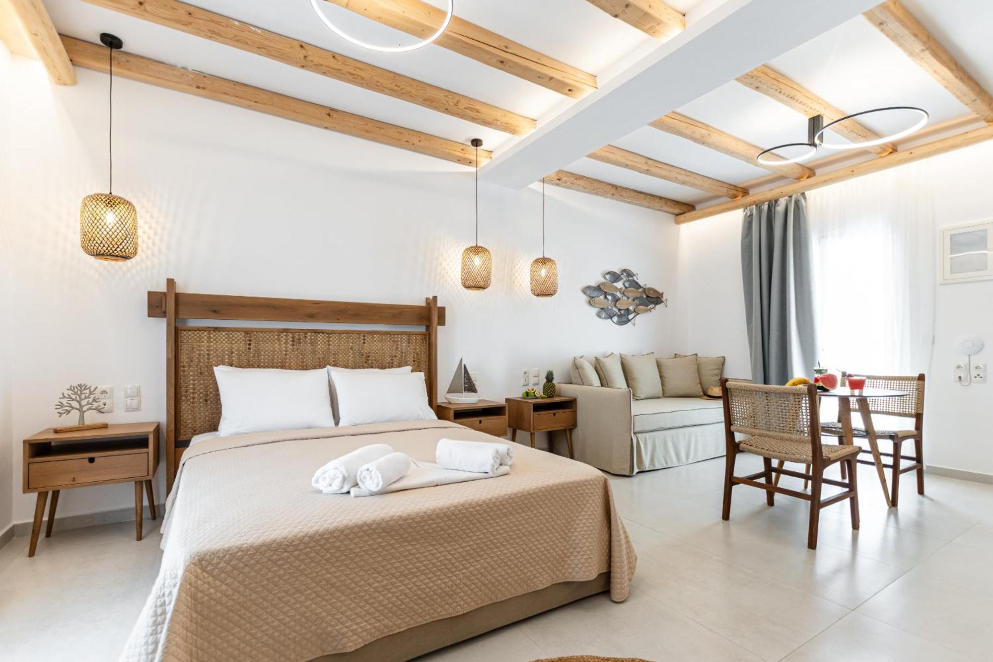 Birikos Hotel & Suites Agios Prokopios  Ngoại thất bức ảnh