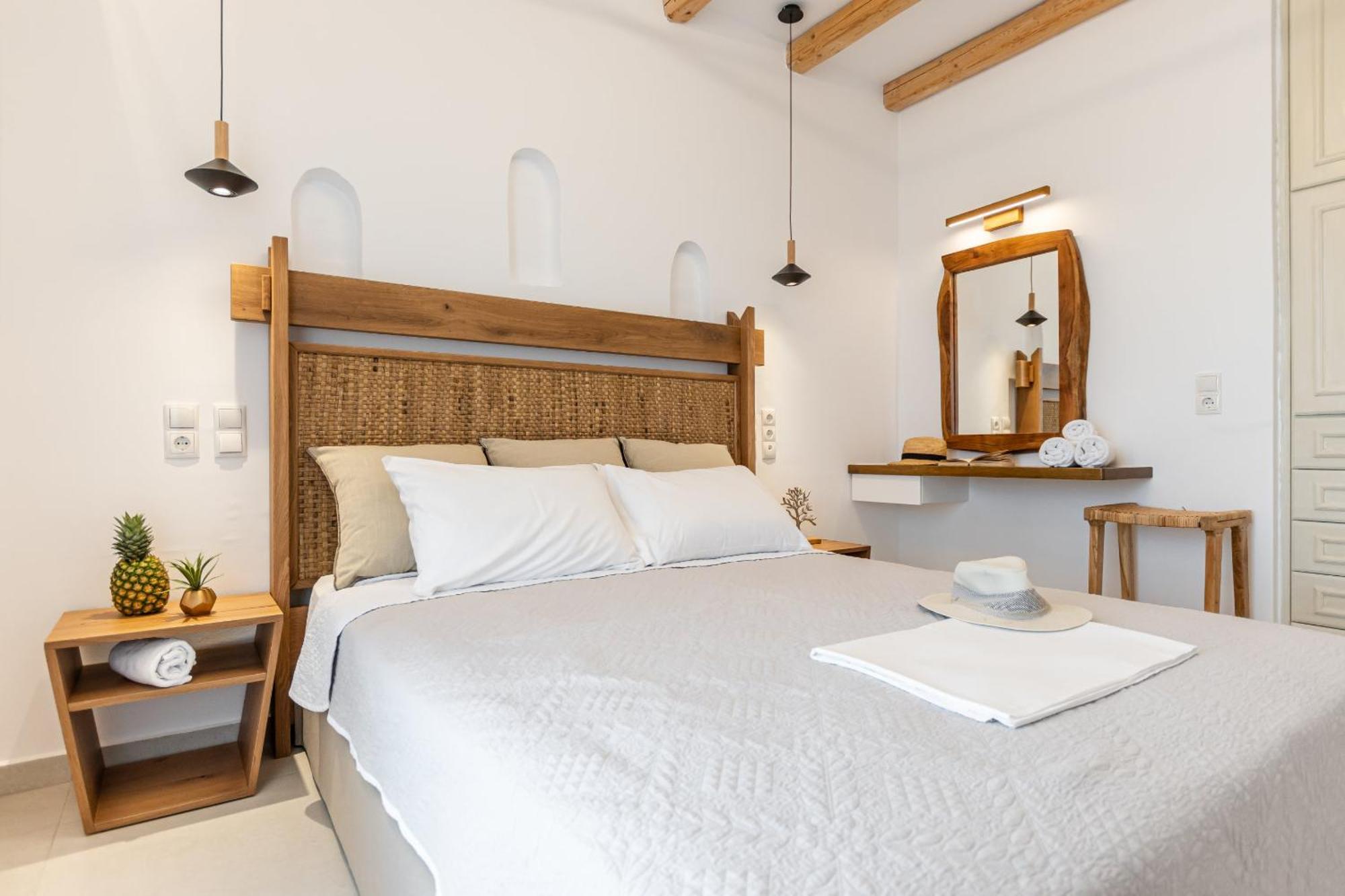 Birikos Hotel & Suites Agios Prokopios  Ngoại thất bức ảnh