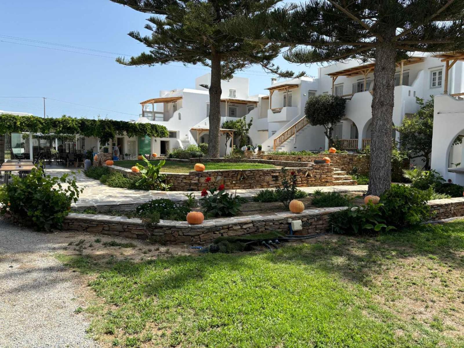 Birikos Hotel & Suites Agios Prokopios  Ngoại thất bức ảnh