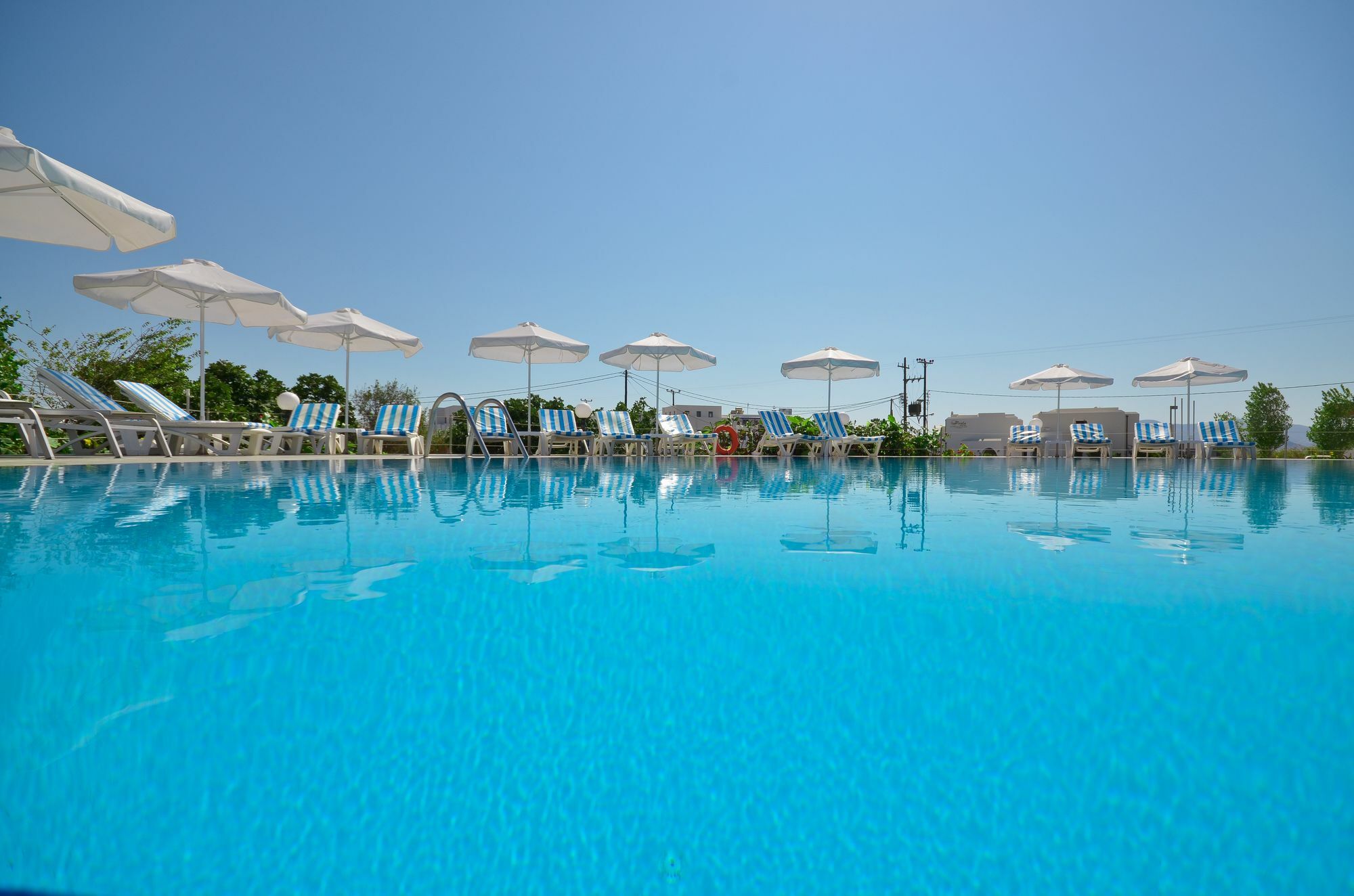 Birikos Hotel & Suites Agios Prokopios  Ngoại thất bức ảnh